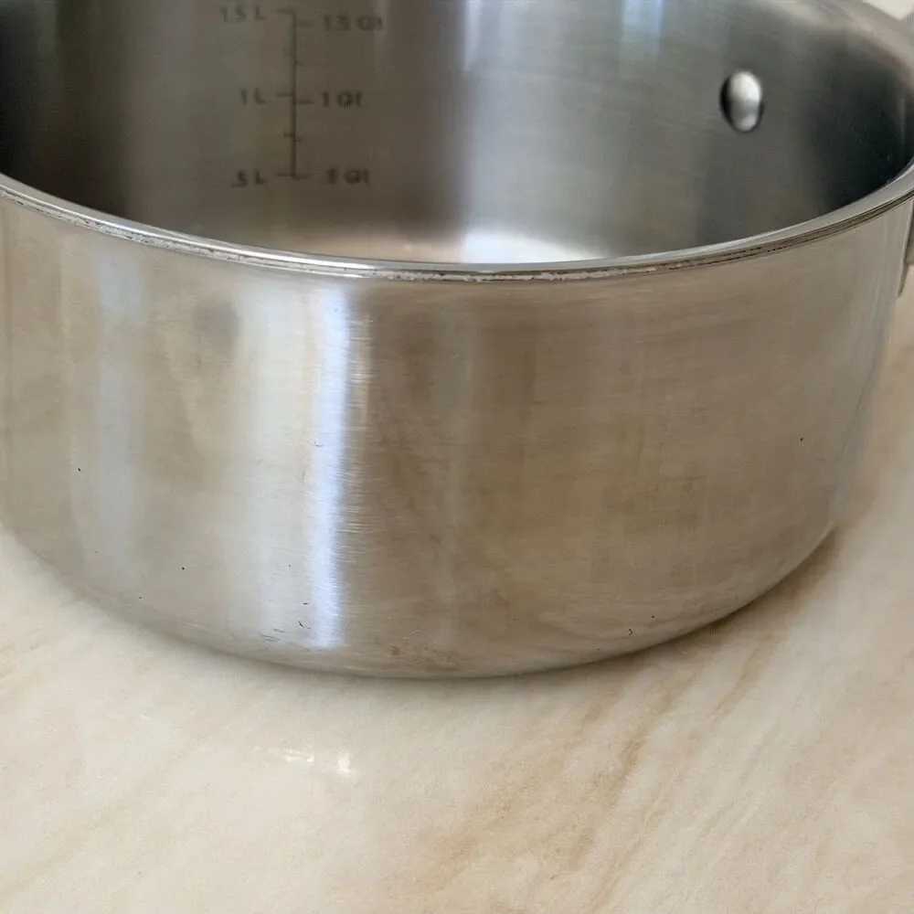 Viking 3-Ply Stainless 2.25 Qt Saucepan Aluminum Core Induction Gas Electric